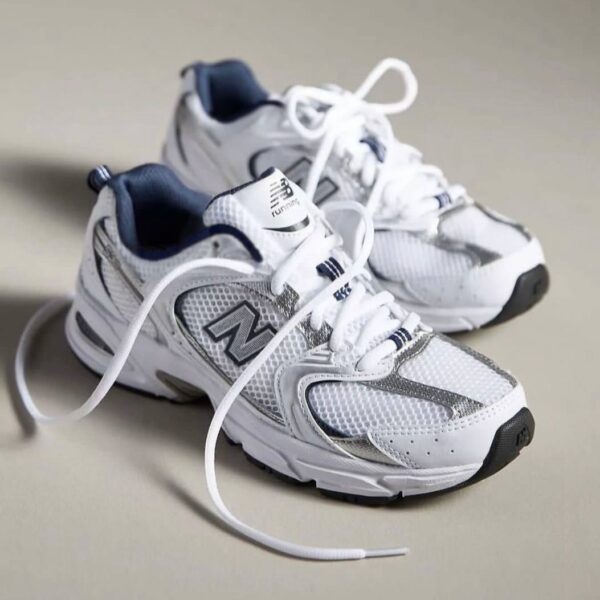 کتونی نیوبالانس 530 وارداتی سفید سرمه ای - 301152