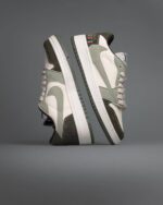 کتونی نایک ترویس گوچی - 301161 - Image 4