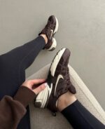 کتونی نایک V2K (وی تو کی) کرم قهوه ای - 301243